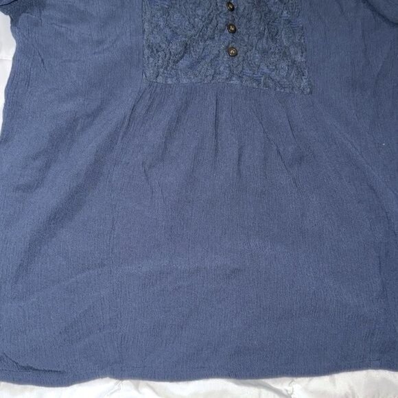 American Eagle Womens Navy Blue Long Sleeve Lace Henley Top S 100% Rayon Casual - Picture 6 of 11